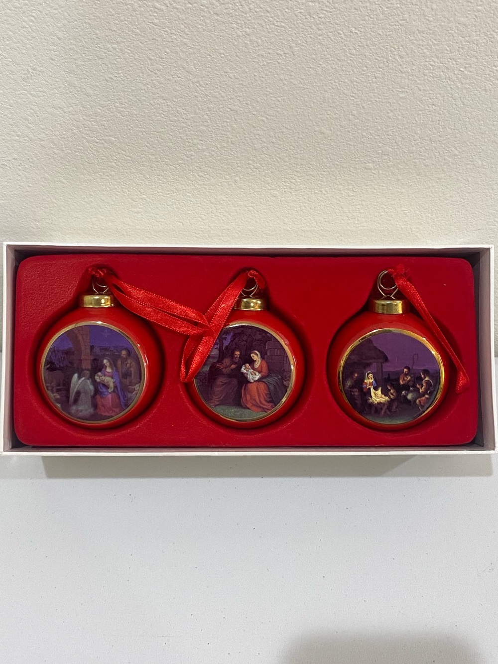 Vintage Nativity Christmas Ceramic Ornaments Set Of 3 Baby Jesus Florentine